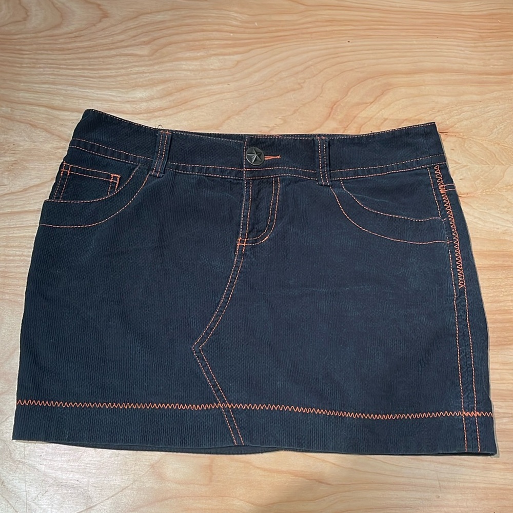 BCBGirls corduroy mini skirt. Size 4. Blue